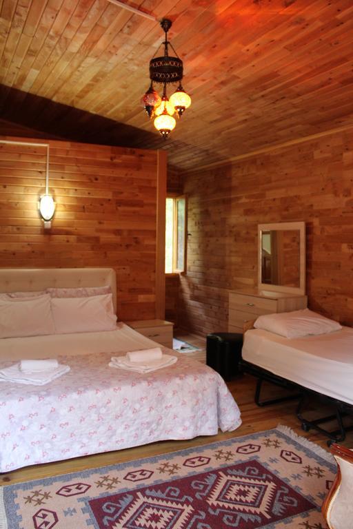 Hotel Oran Pansiyon Agac Evler Çıralı Exteriér fotografie
