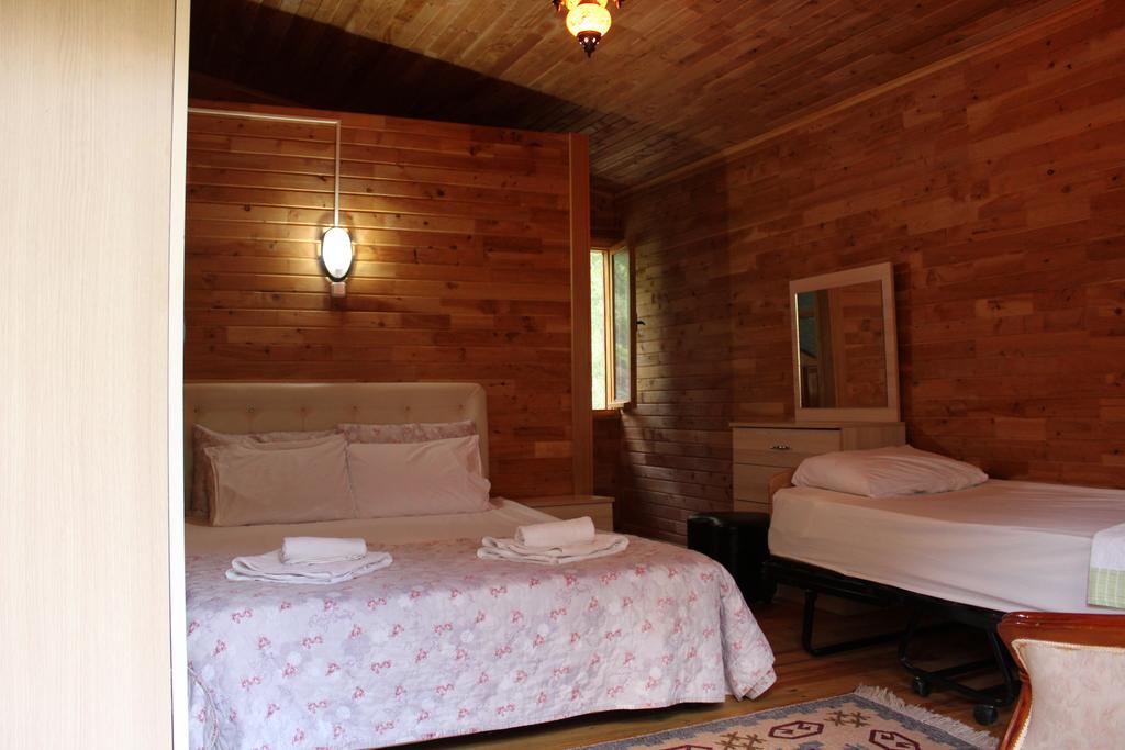 Hotel Oran Pansiyon Agac Evler Çıralı Exteriér fotografie