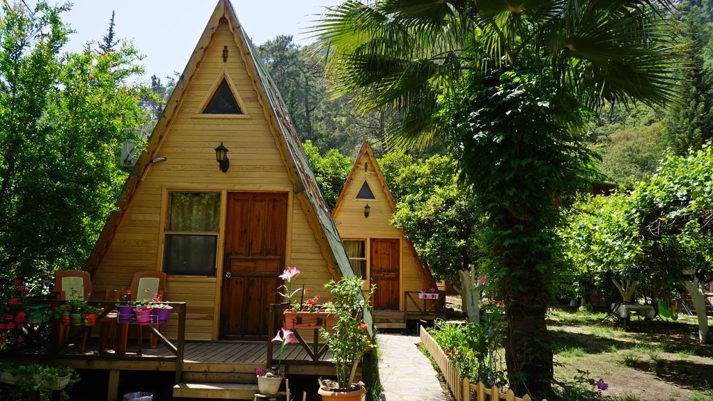 Hotel Oran Pansiyon Agac Evler Çıralı Exteriér fotografie